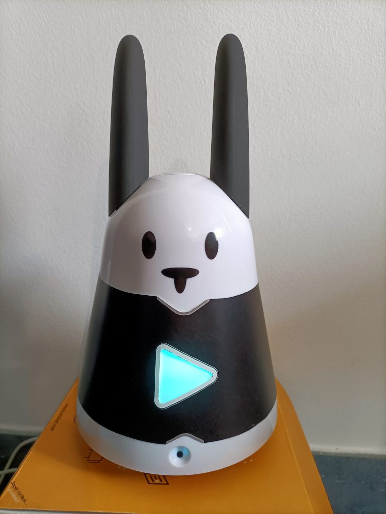 Karotz costume dock musical